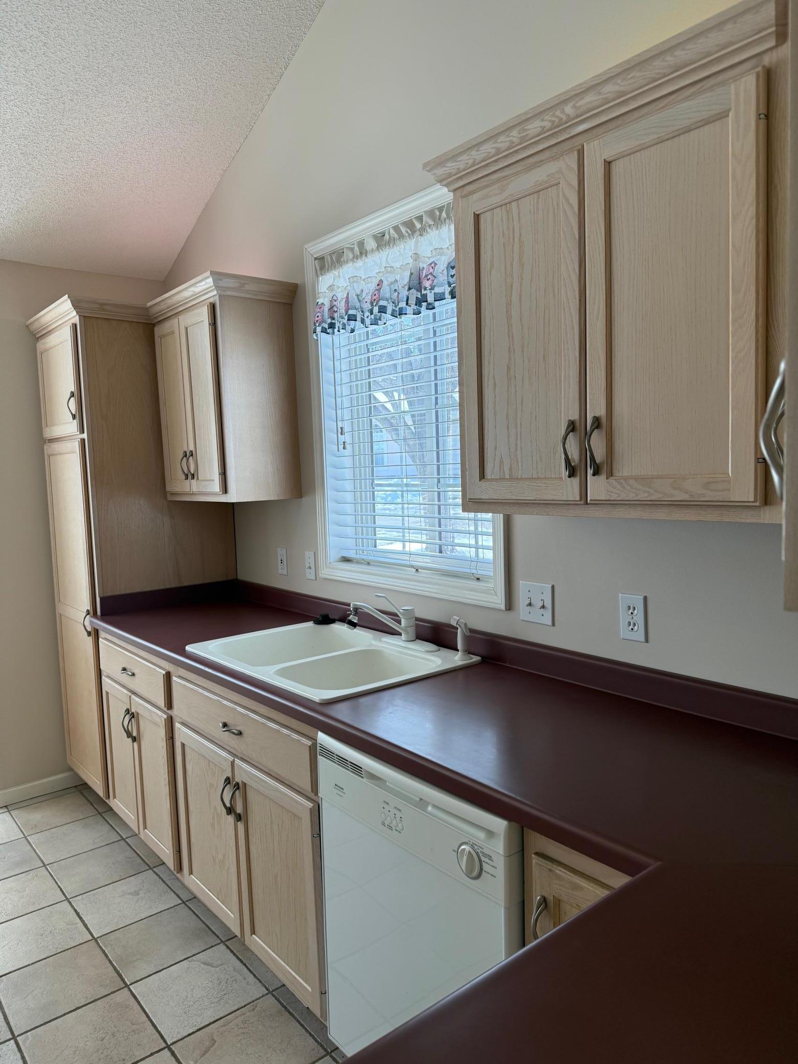 1940 Topaz Pointe Lane Southwest Rochester, MN 55902 - Photo 7 of 25