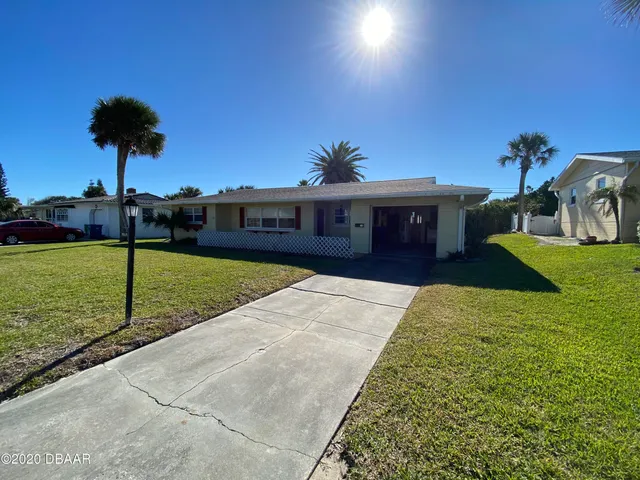 $2,200 | 16 Silk Oaks Drive, Ormond Beach, FL 32176