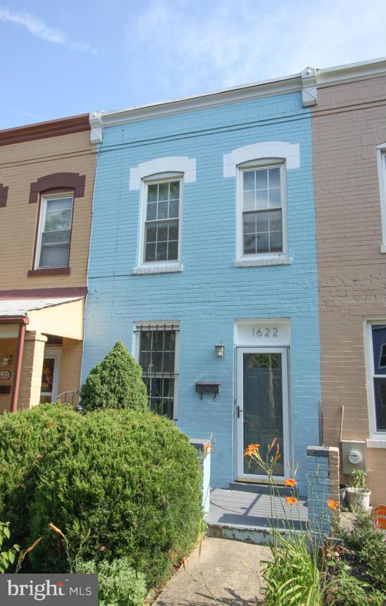 1622 D Street Southeast Washington, DC 20003 - Photo 1 of 12 Exterior (Front)