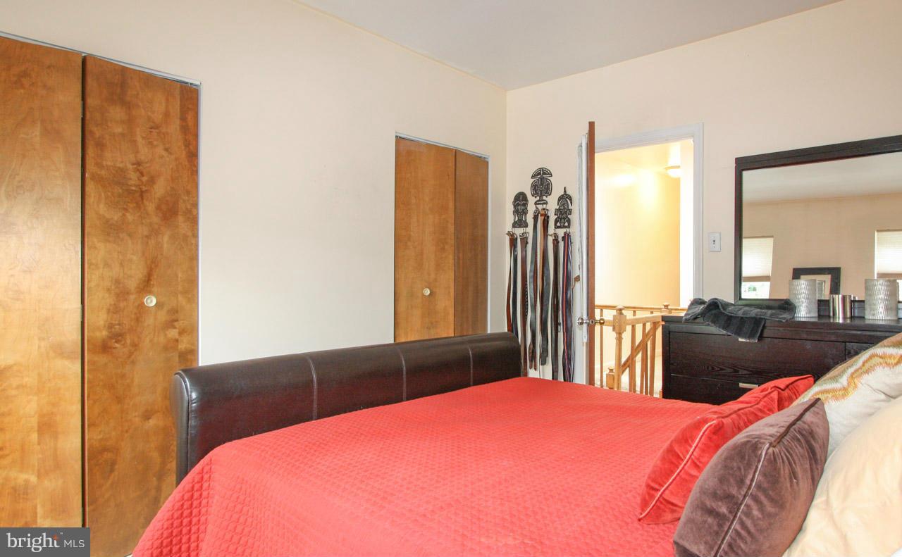 1622 D Street Southeast Washington, DC 20003 - Photo 7 of 12 Bath (Master)