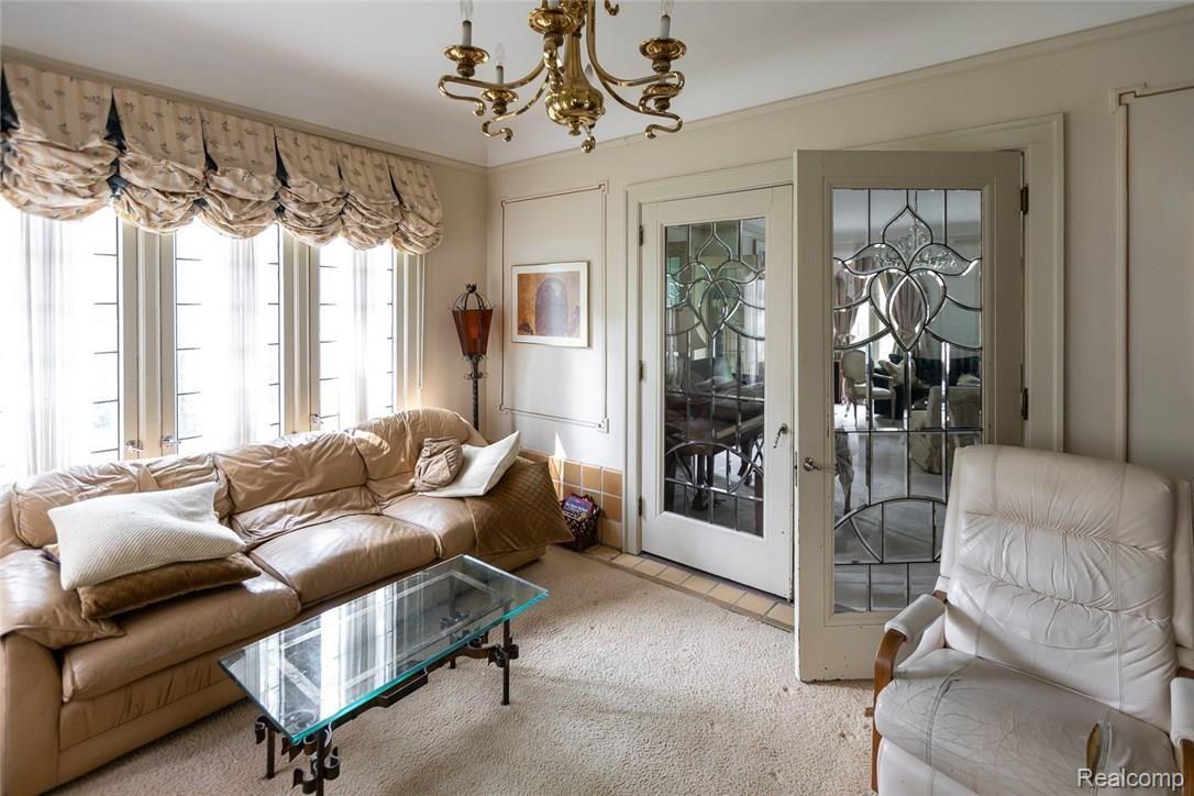 1008 Devonshire Road Grosse Pointe, MI 48230 - Photo 17 of 35 1008Devonshire-139.jpg