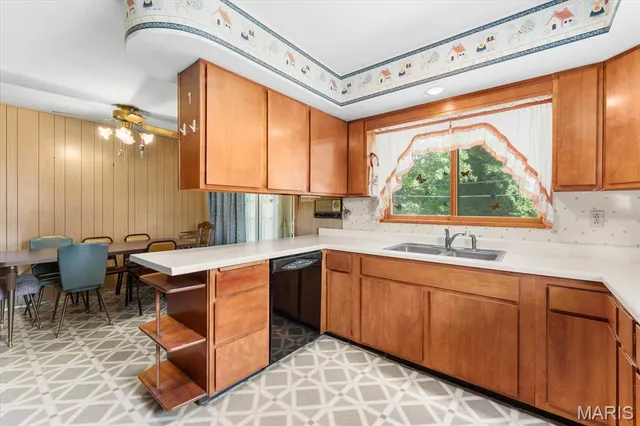 $360,000 | 8345 Highway 143, Edwardsville, IL 62025