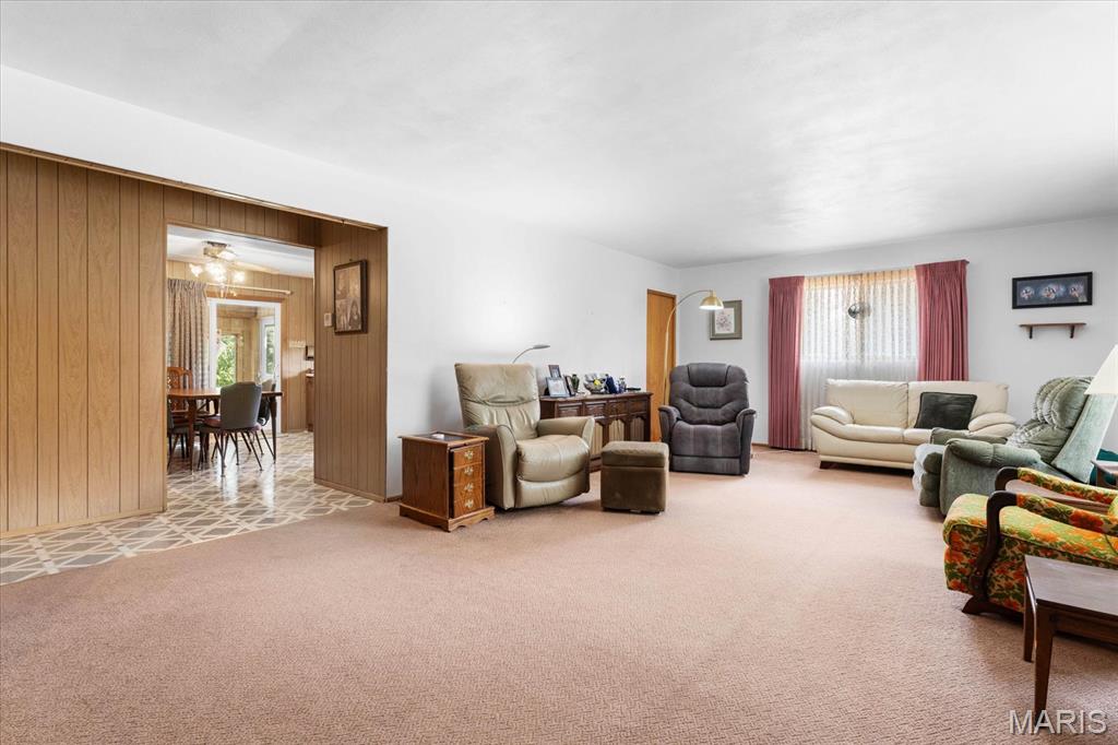 8345 Highway 143 Edwardsville, IL 62025 - Photo 6 of 50