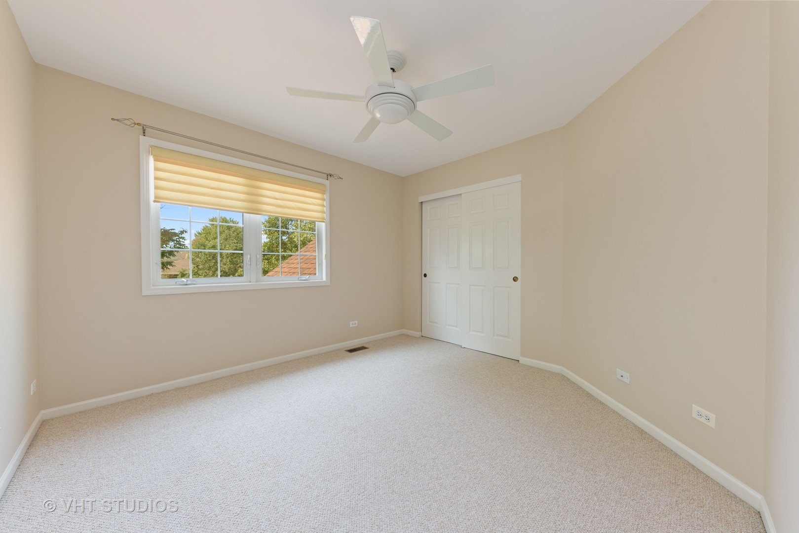 1743 Stanwich Road Vernon Hills, IL 60061 - Photo 11 of 20 an empty room with windows