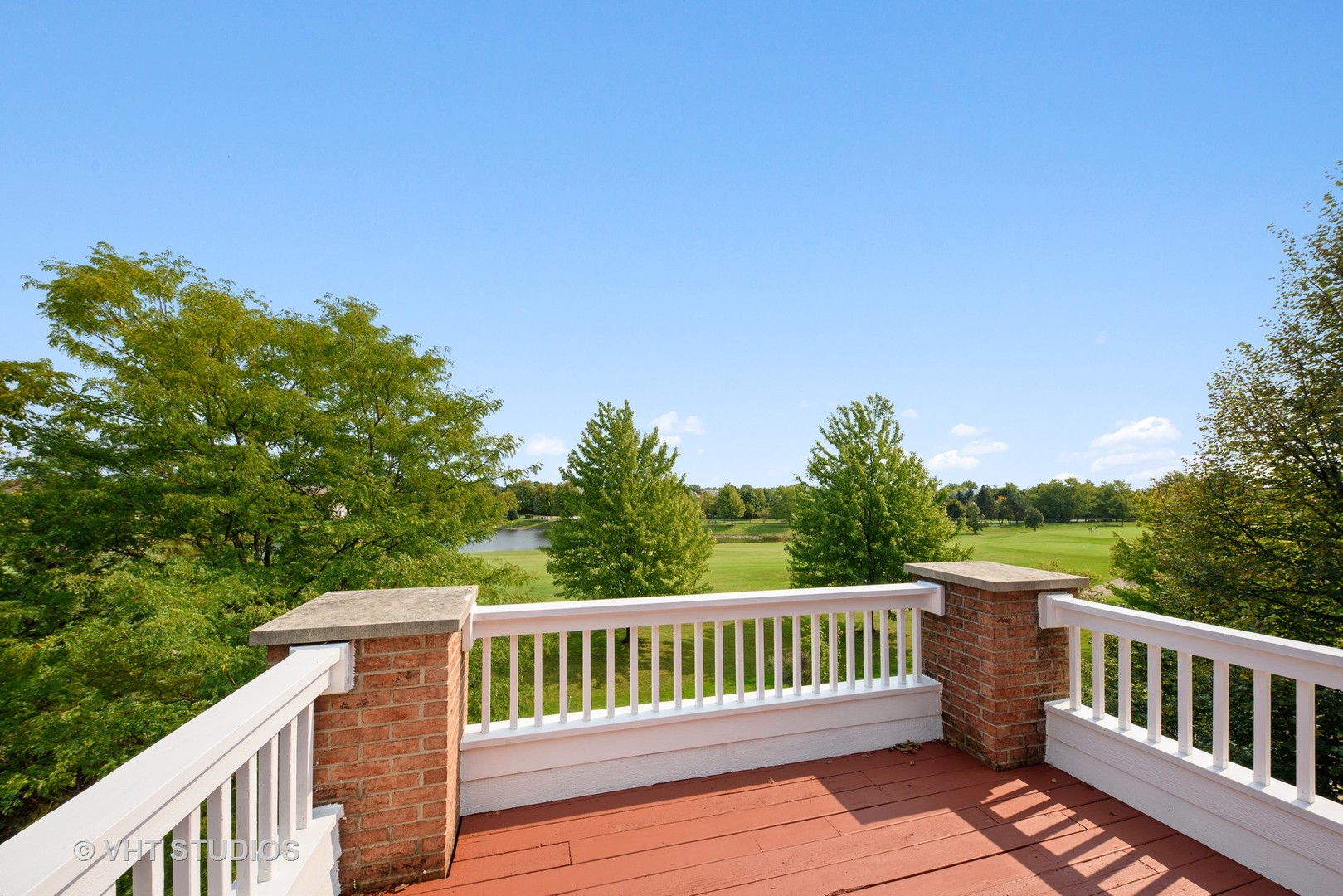 1743 Stanwich Road Vernon Hills, IL 60061 - Photo 16 of 20 a view of a deck
