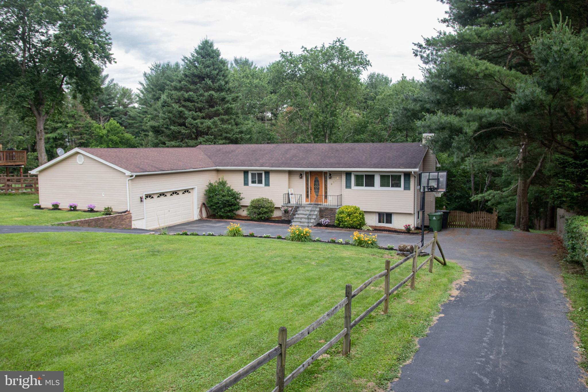 5925 Snowdens Run Road Sykesville, MD 21784 - Photo 3 of 73 Gallery Image 3