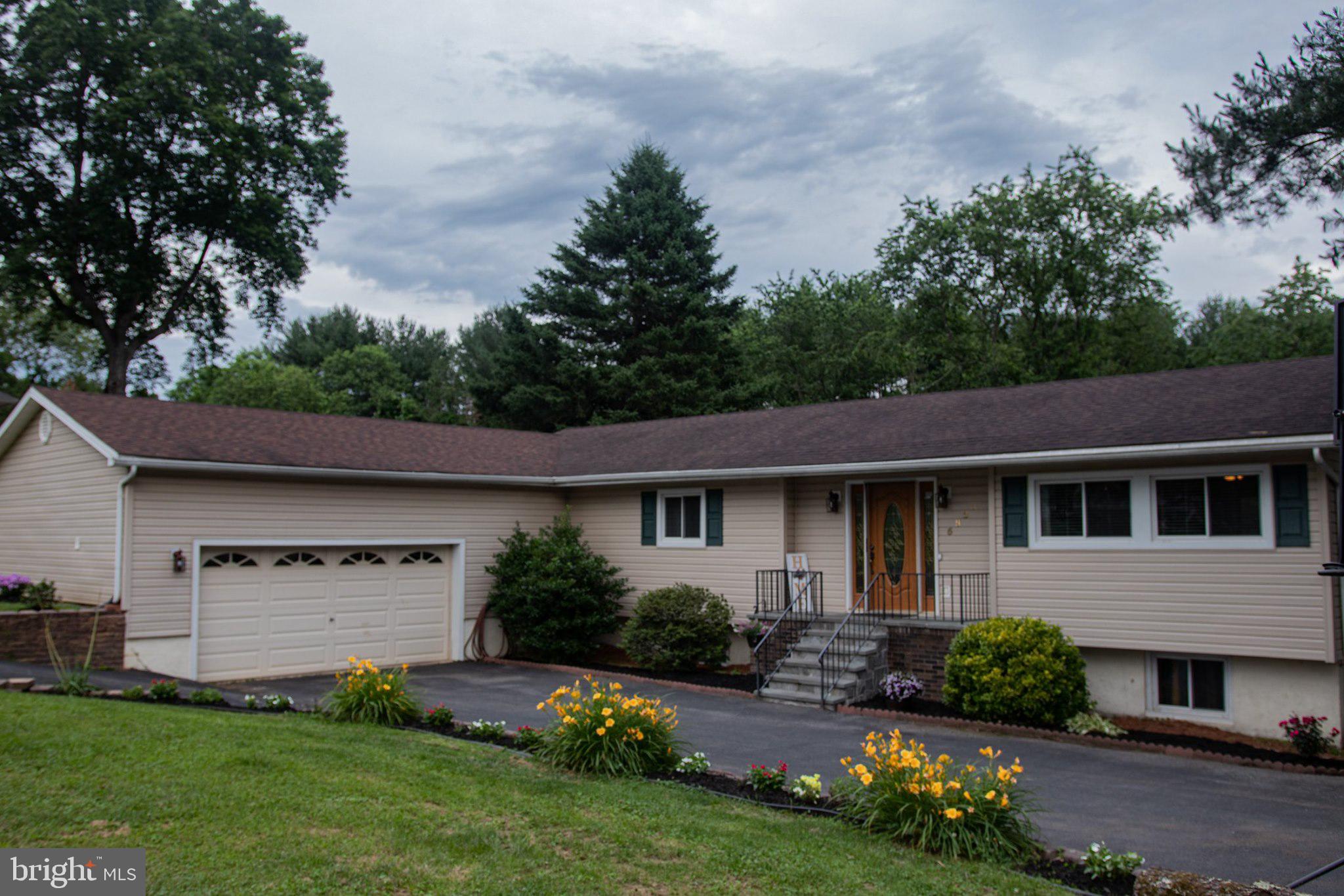 5925 Snowdens Run Road Sykesville, MD 21784 - Photo 7 of 73 Gallery Image 7