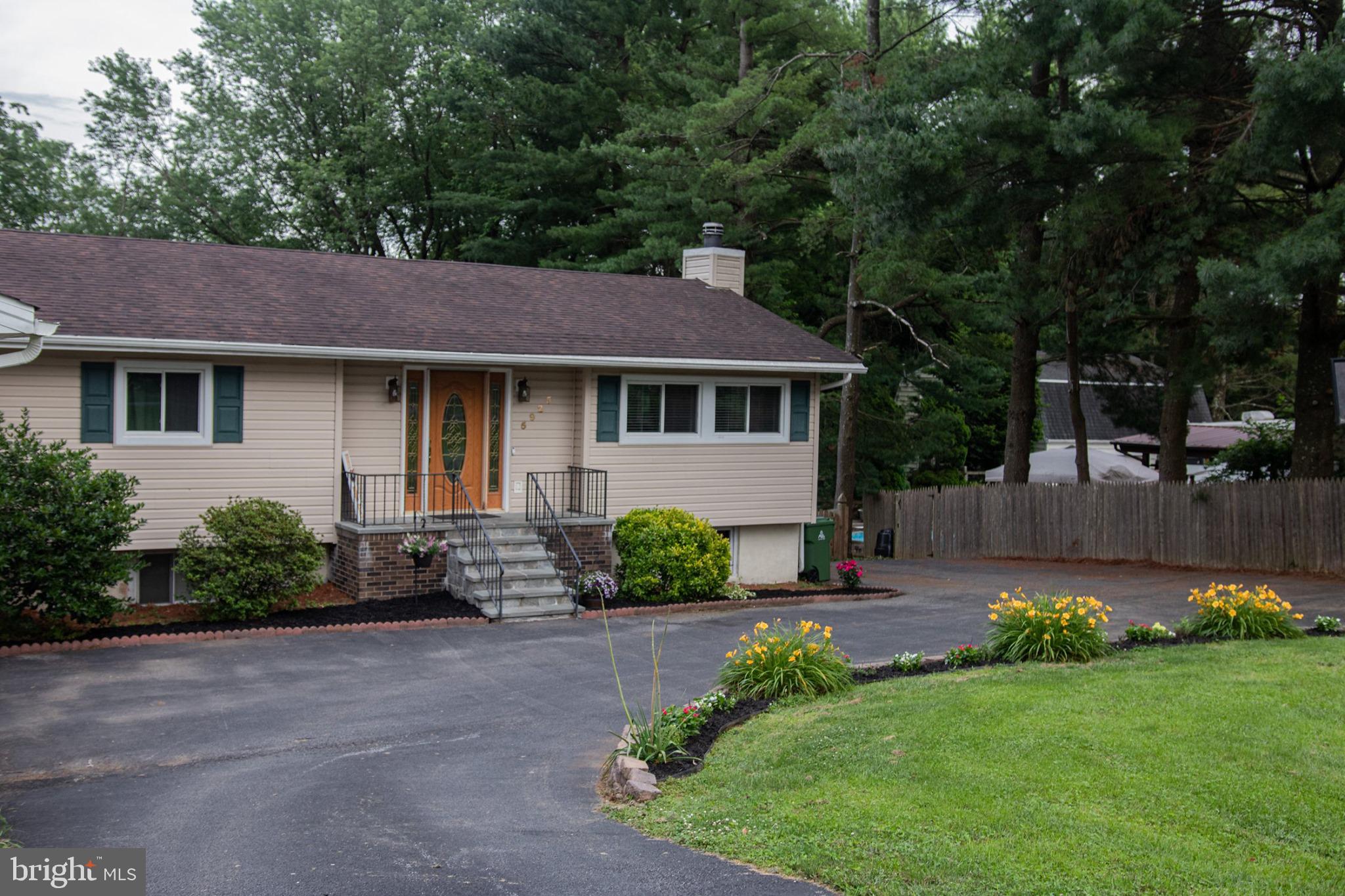 5925 Snowdens Run Road Sykesville, MD 21784 - Photo 10 of 73 Gallery Image 10