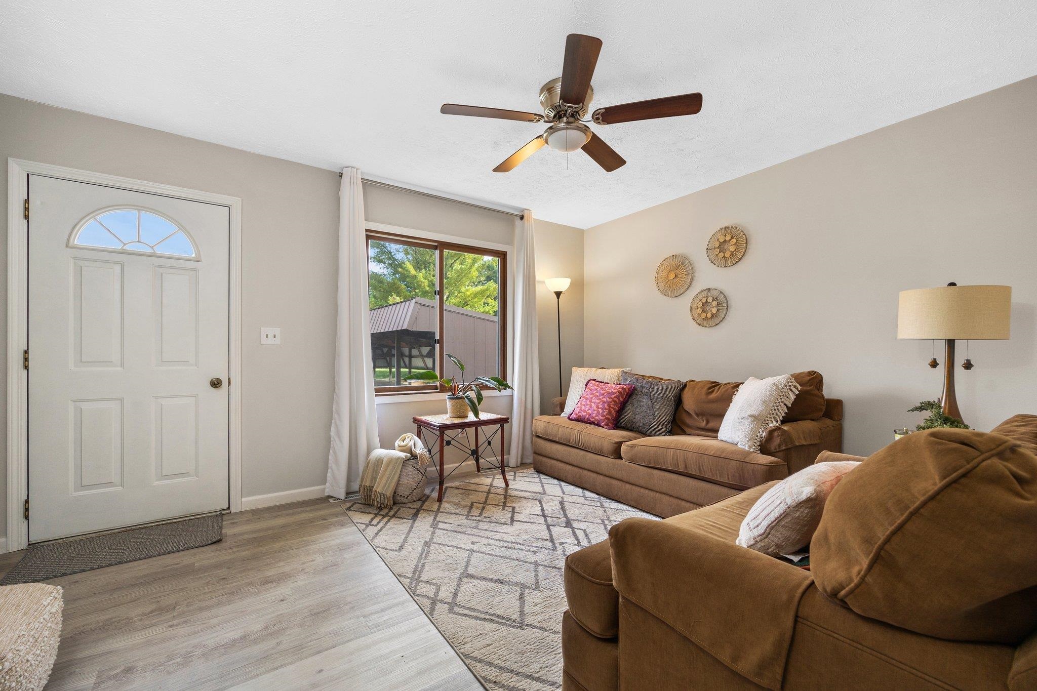 3801 East Hammond Road Traverse City, MI 49686 - Photo 8 of 52 1916177-7.JPG