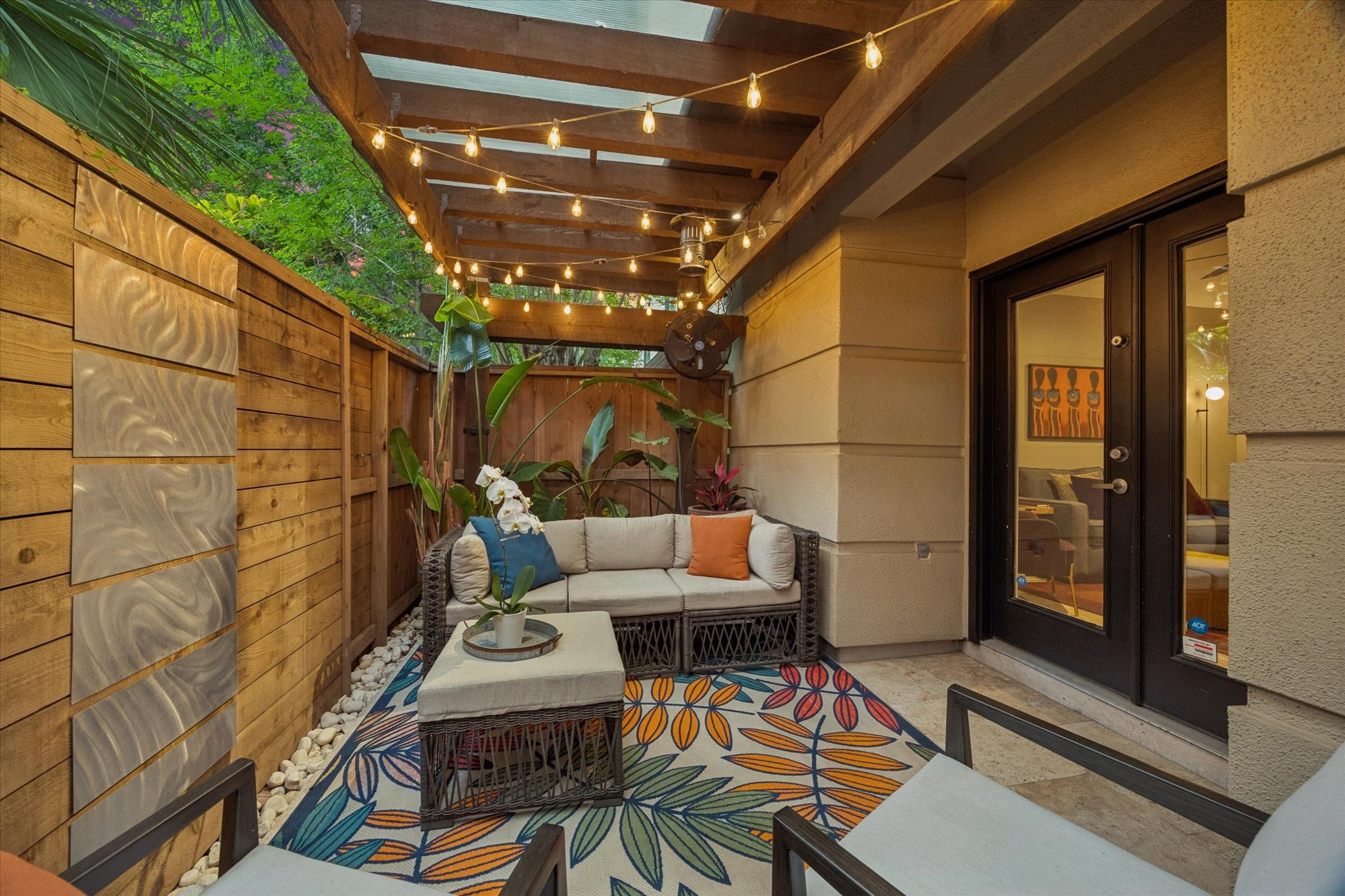 4331 O'Reilly Houston, TX 77007 - Photo 37 of 45 Exquisite Private Pergola