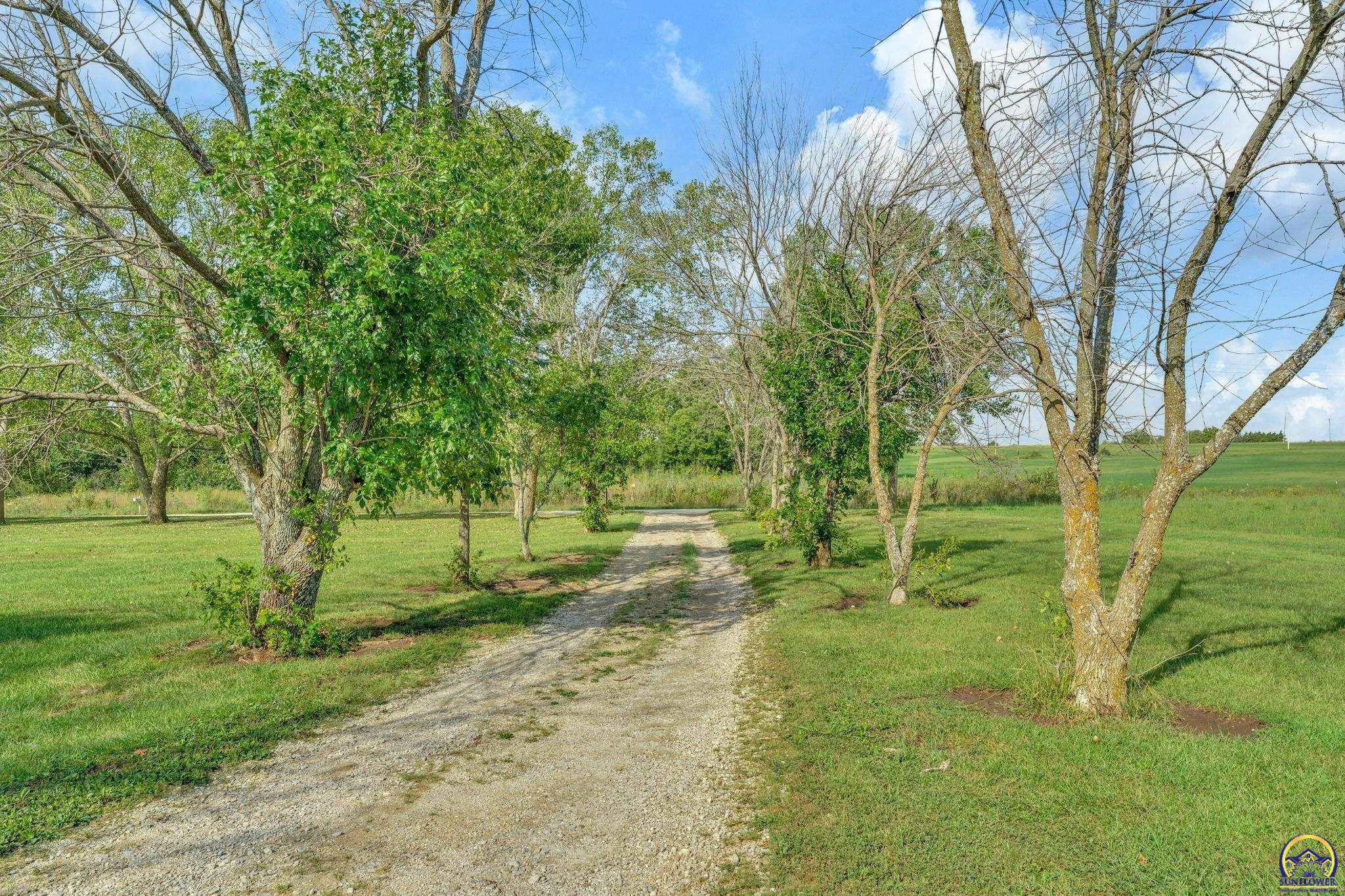 14066 S Road Mayetta, KS 66509 - Photo 3 of 46 Gallery Image 3