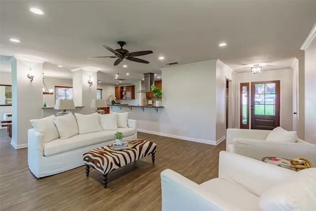 $5,500 | 8810 Mountain Path Circle, Austin, TX 78759