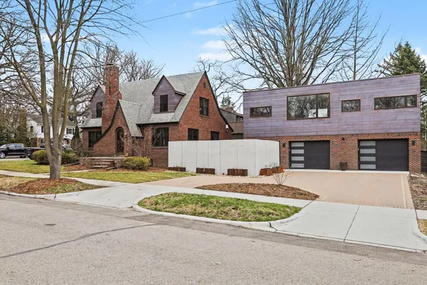 $1,995,000 | 901 5th Street, Ann Arbor, MI 48103