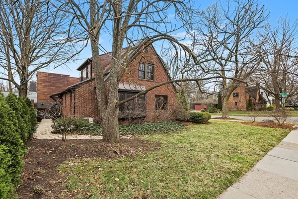 $1,995,000 | 901 5th Street, Ann Arbor, MI 48103