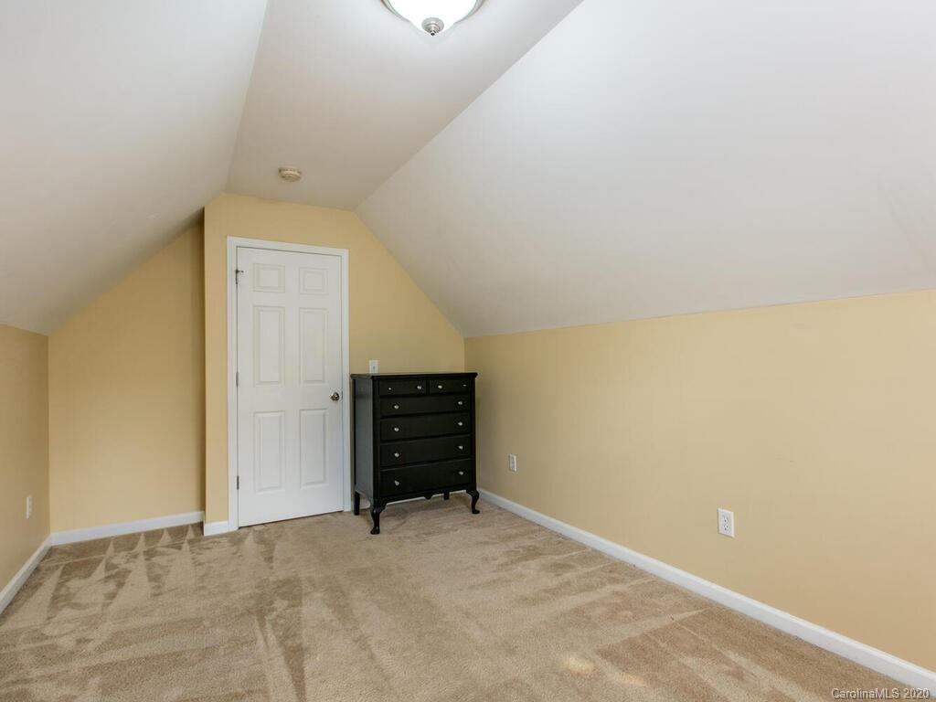 31 Wayward Path Candler, NC 28715 - Photo 24 of 26 Gallery Image 24