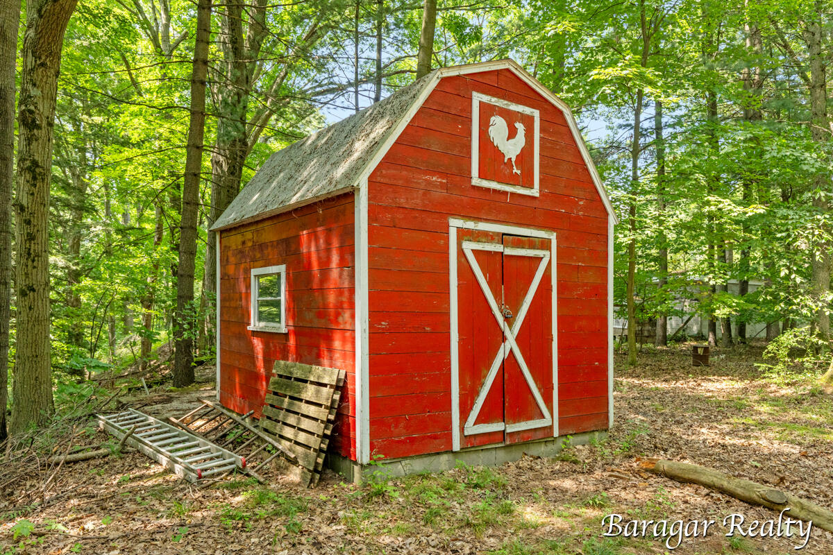 1540 West Ridge Road Newaygo, MI 49337 - Photo 6 of 33 IMG_1022