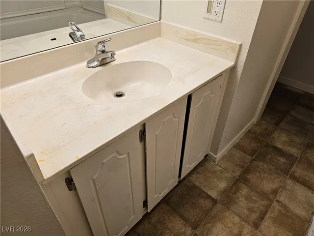 $1,195 | 221 Brookside Lane, Unit D, Las Vegas, NV 89107