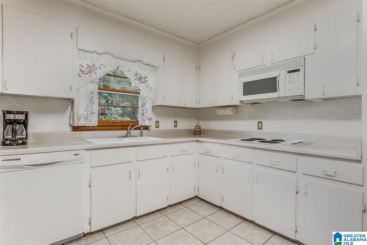 3910 Brookhill Road Tuscaloosa, AL 35404 - Photo 16 of 38