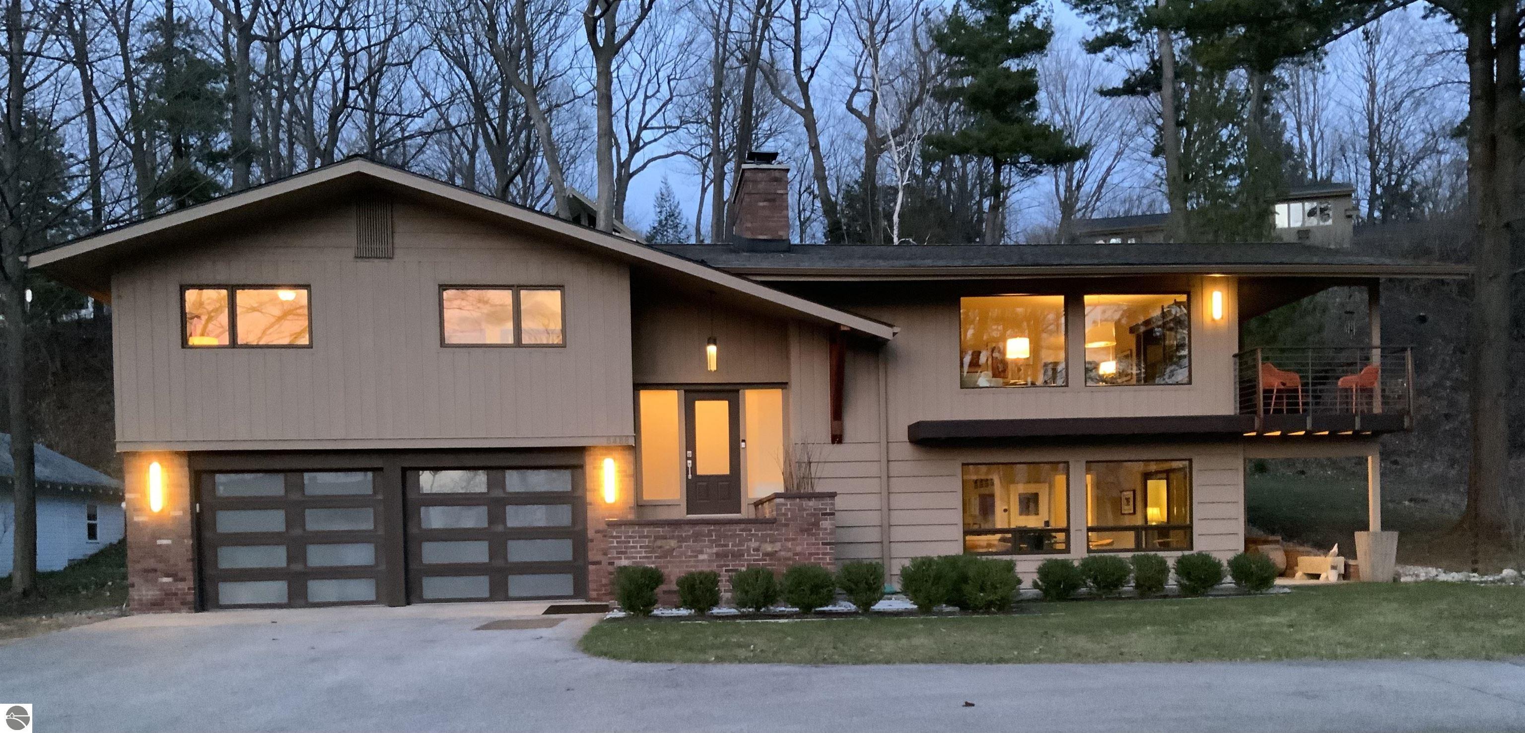 6488 Peninsula Drive, Traverse City, MI 49686 Compass