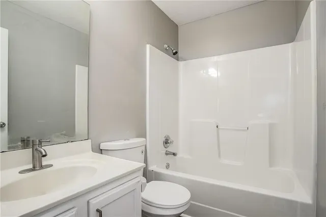 $235,000 | 8531 Vassar Avenue, Raytown, MO 64138