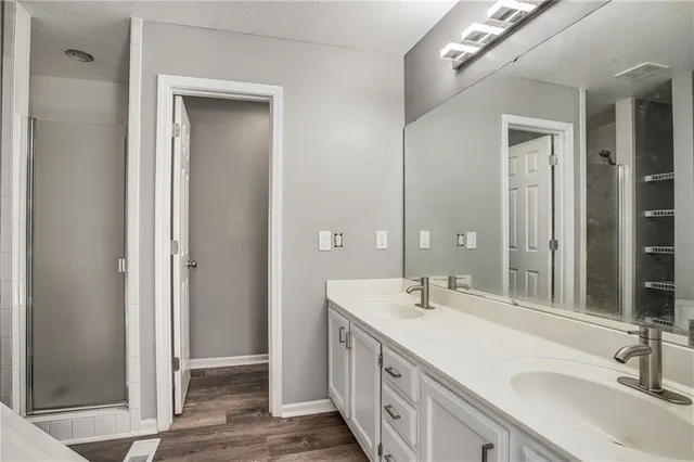 $235,000 | 8531 Vassar Avenue, Raytown, MO 64138