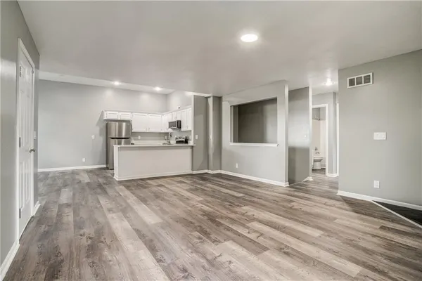 $227,500 | 8531 Vassar Avenue, Raytown, MO 64138