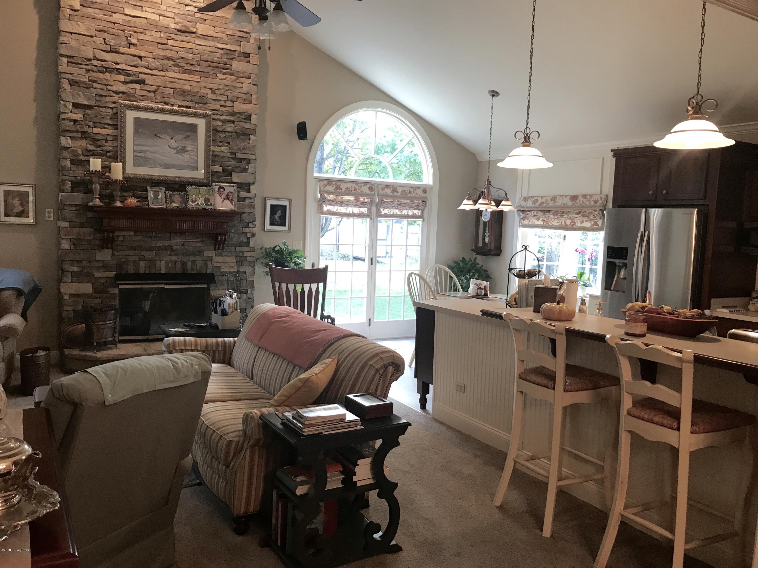 209 North Chadwick Road Louisville, KY 40222 - Photo 8 of 54 Large Open Layout
