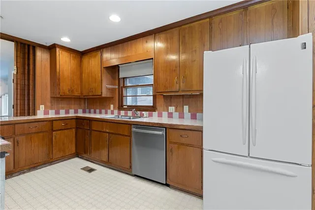 $315,000 | 571 Greenvalley Drive, Winder, GA 30680