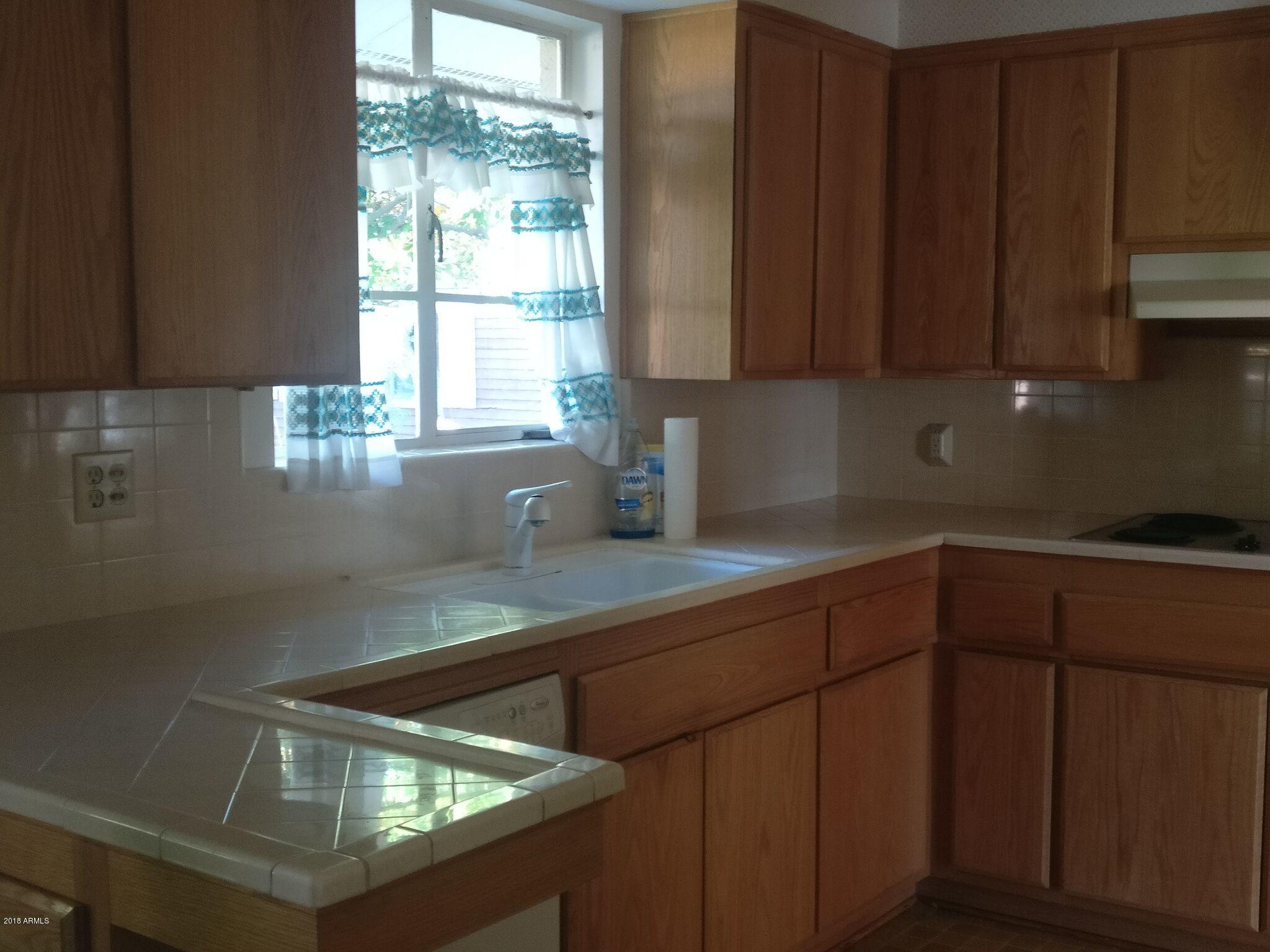 3736 West Ocotillo Road Phoenix, AZ 85019 - Photo 3 of 18 Kitchen