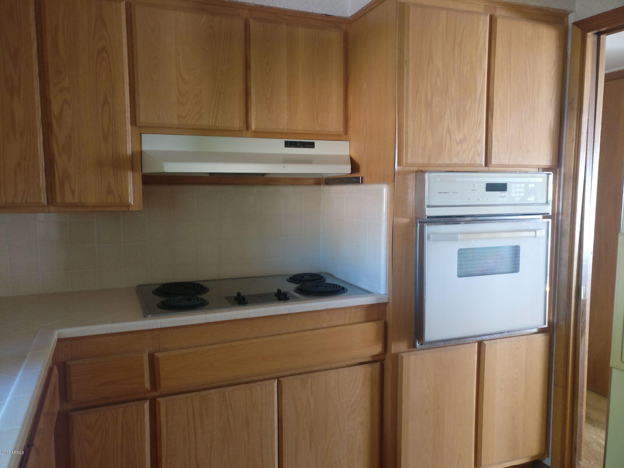 3736 West Ocotillo Road Phoenix, AZ 85019 - Photo 4 of 18 Kitchen2