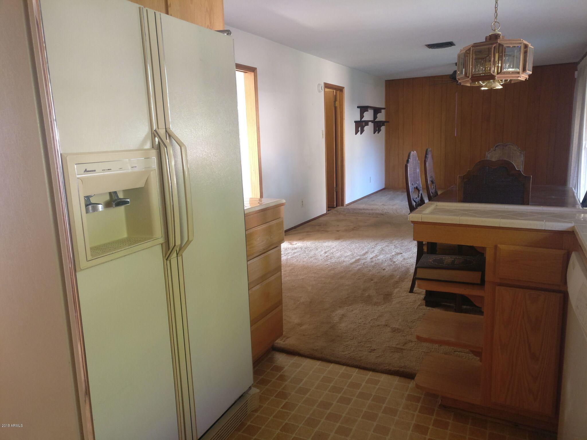3736 West Ocotillo Road Phoenix, AZ 85019 - Photo 5 of 18 KitchenDinningFamily