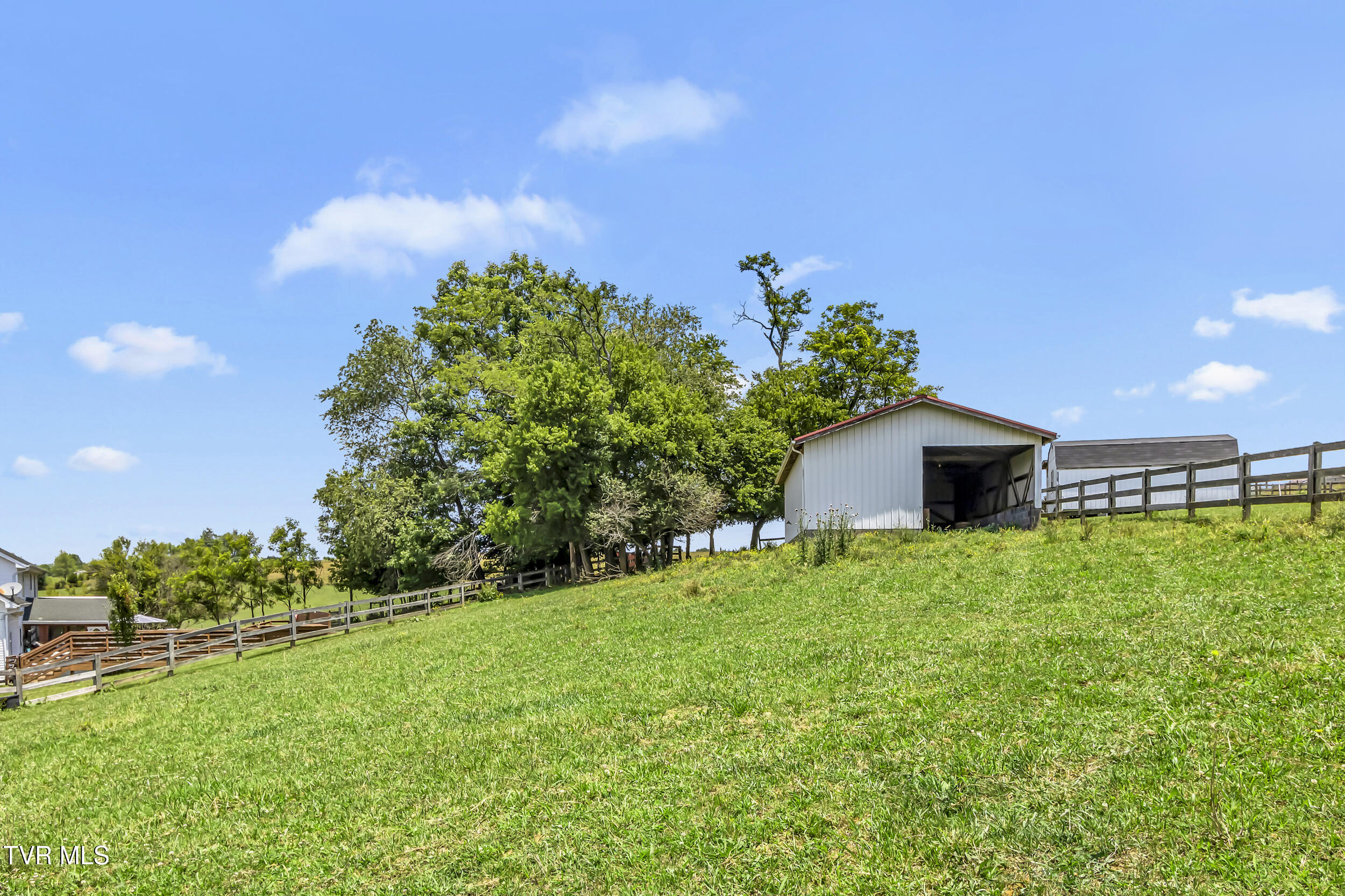 114 Miller Street Limestone, TN 37681 - Photo 22 of 25 28_img_7682