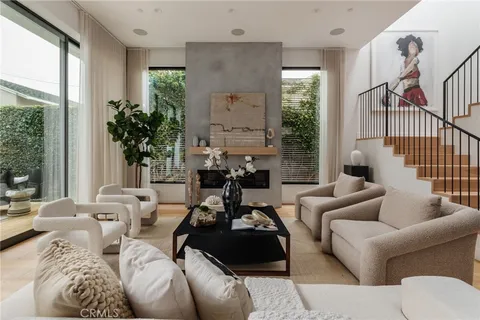 $3,795,000 | 7200 Kentwood Avenue, Los Angeles, CA 90045