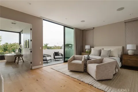 $3,795,000 | 7200 Kentwood Avenue, Los Angeles, CA 90045