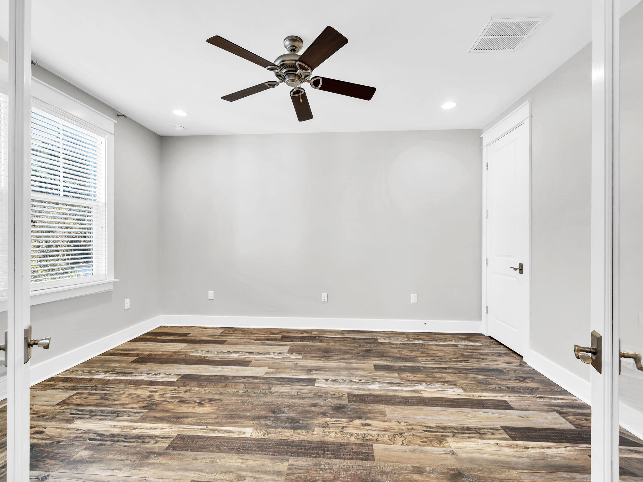 741 Breakers Street Inlet Beach, FL 32461 - Photo 5 of 39 5-web-or-mls-DSC07380