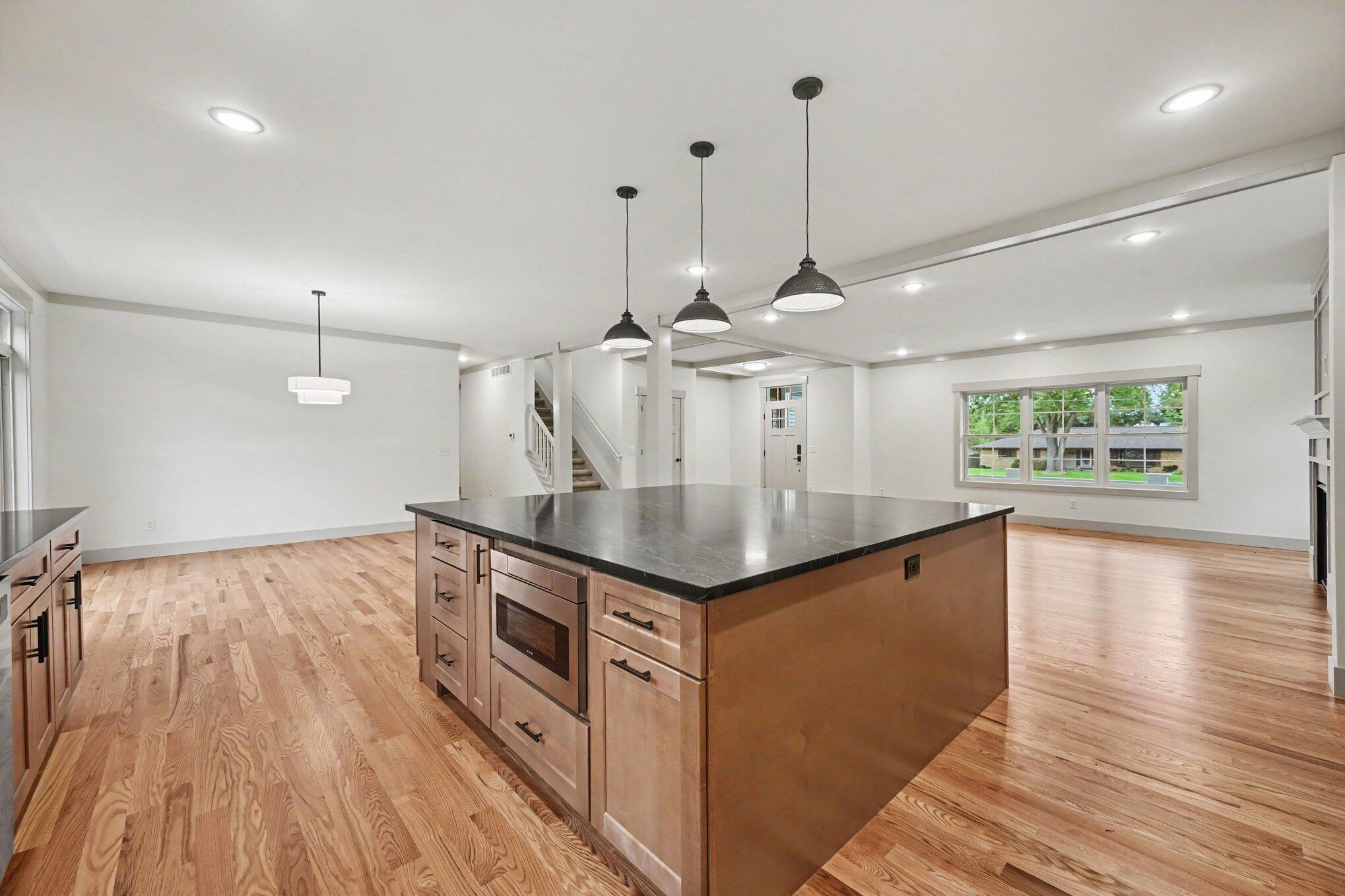 5172 Pratt Road Ann Arbor, MI 48103 - Photo 17 of 49 016_file_1552