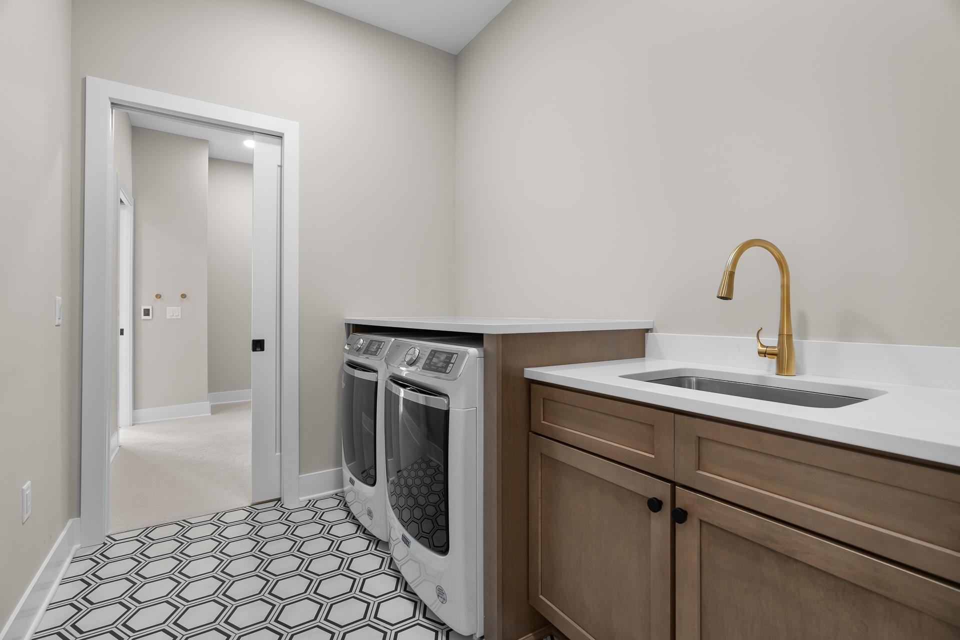 1 Hill Farm Court, Unit 109 North Oaks, MN 55127 - Photo 20 of 43