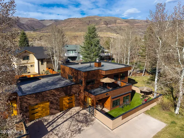 a house view with a outdoor space