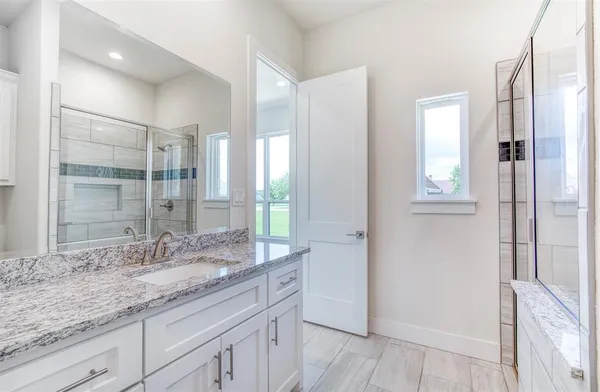$699,900 | 1355 Canyon Lake Road, Wills Point, TX 75169