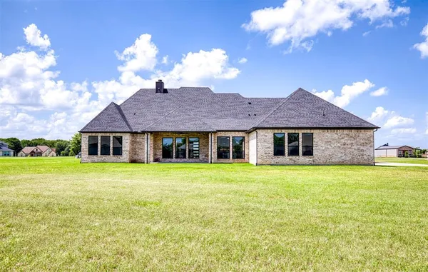 $699,900 | 1355 Canyon Lake Road, Wills Point, TX 75169