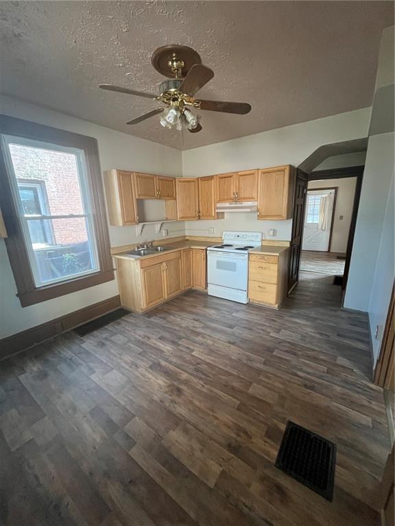 424 West Cunningham Street Butler, PA 16001 - Photo 8 of 15 Gallery Image 8