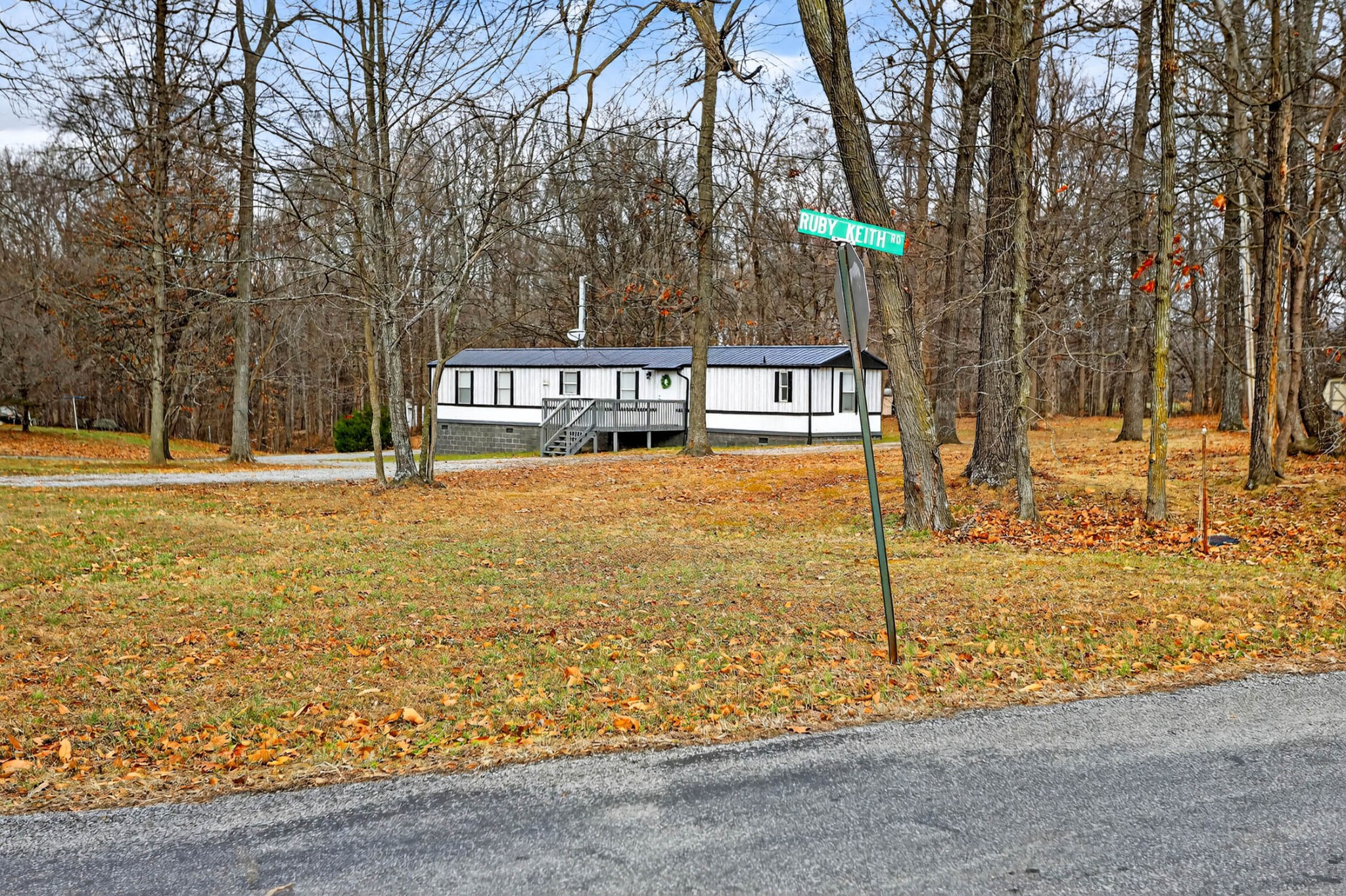 4337 Woodrow Wilson Road White House, TN 37188 - Photo 22 of 28 a view of swimming pool with an outdoor seating