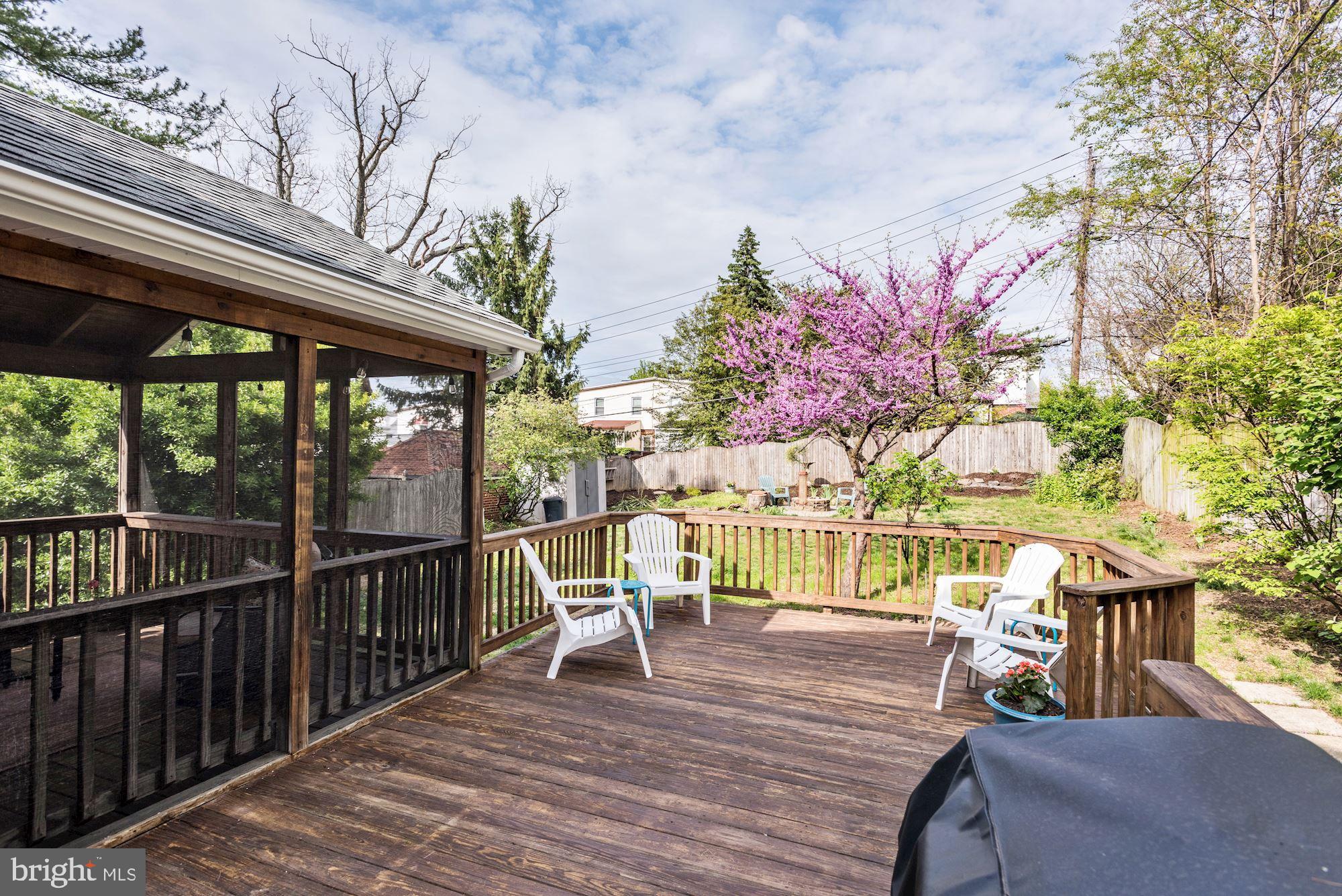 3214 Beverly Road Baltimore, MD 21214 - Photo 25 of 32 Deck