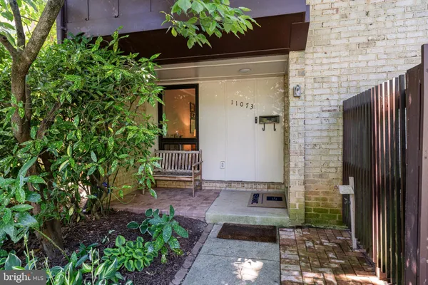 $690,000 | 11073 Saffold Way, Reston, VA 20190