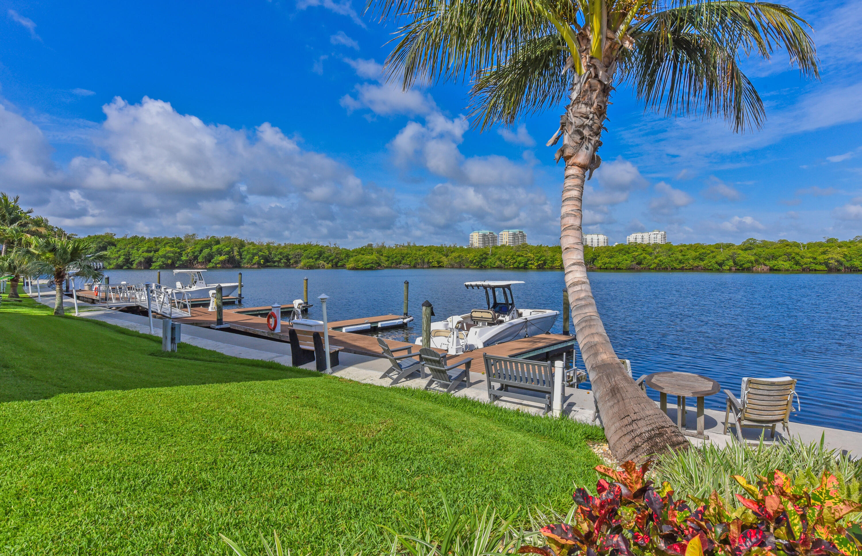 6530 North Ocean Boulevard, Unit 3070 Ocean Ridge, FL 33435 - Photo 34 of 47 6530 N Ocean Blvd_#307_Jody Cologirone_1