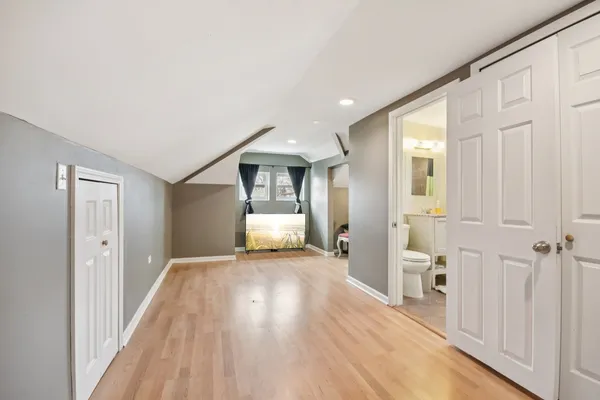 $475,000 | 2928 North Rutherford Avenue, Chicago, IL 60634