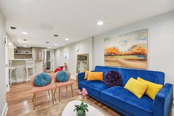 $475,000 | 2928 North Rutherford Avenue, Chicago, IL 60634