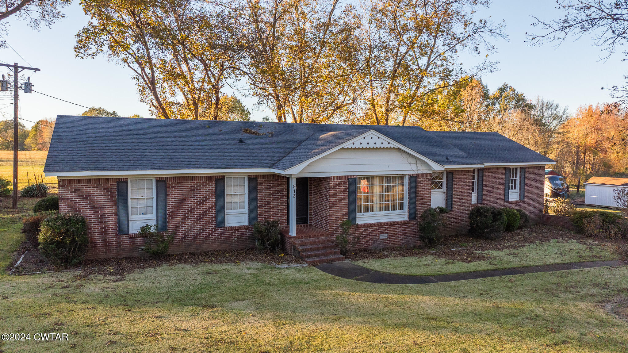 913 South Trenton Street Rutherford, TN 38369 - Photo 2 of 34 DJI_20241119155028_0011_D