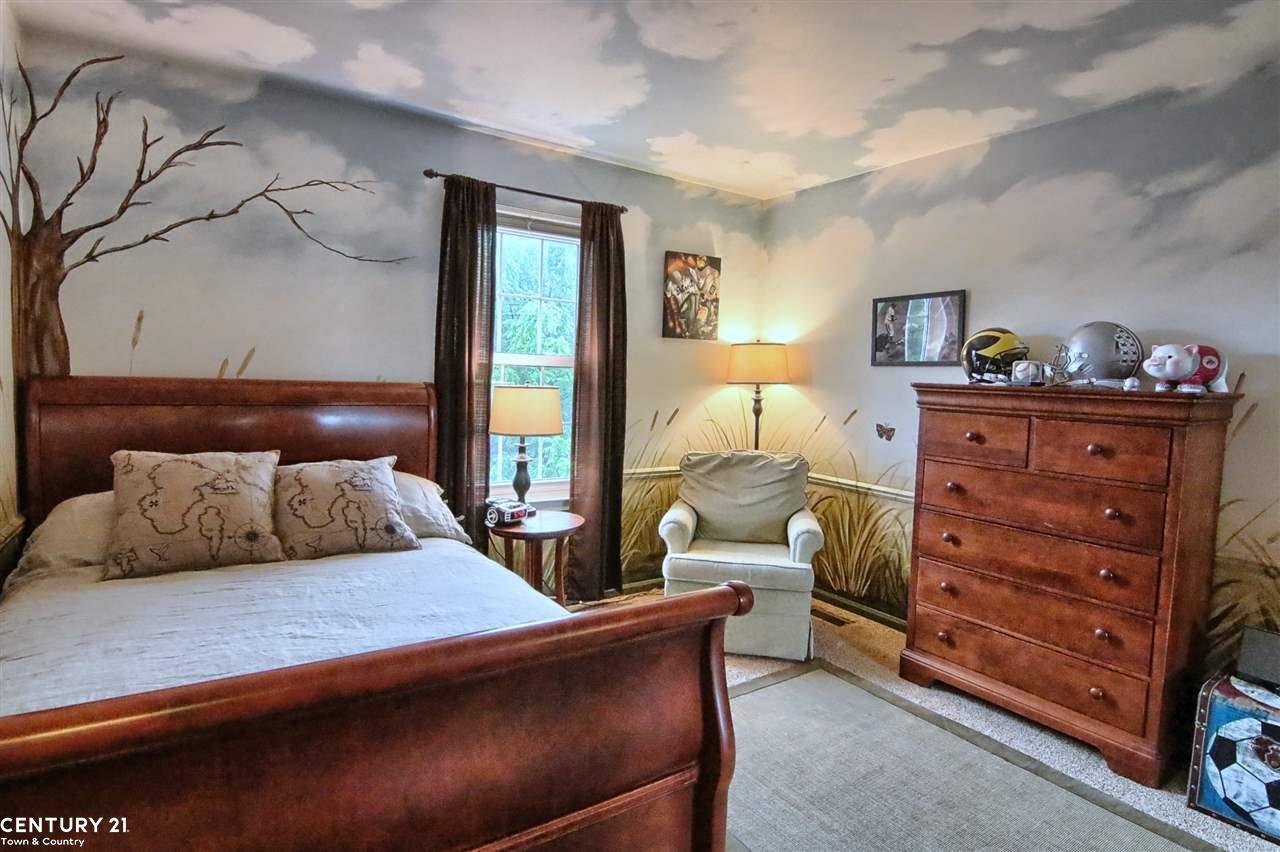 172 Grosvenor Drive Rochester Hills, MI 48307 - Photo 19 of 36