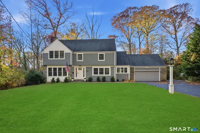 $1,550,000 | 341 Crestwood Road, Fairfield, CT 06824